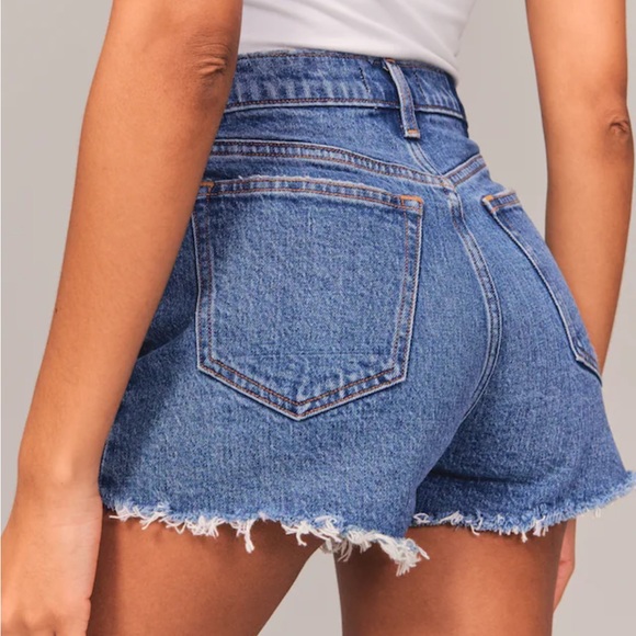 Abercrombie & Fitch High Rise Mom Shorts - Picture 6 of 9